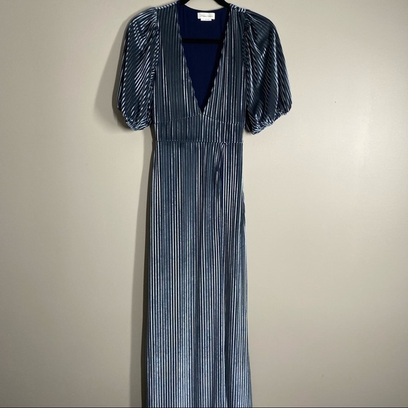 Lovers + Friends Maxi Dress - Picture 8 of 9